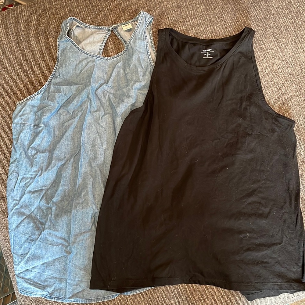 2 old navy tanks